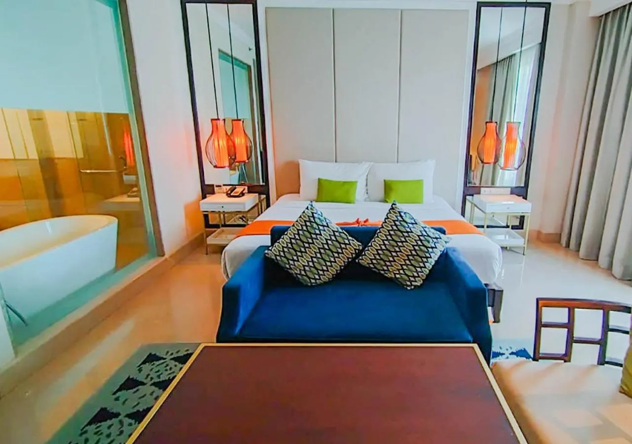 Jambuluwuk Oceano Seminyak Hotel