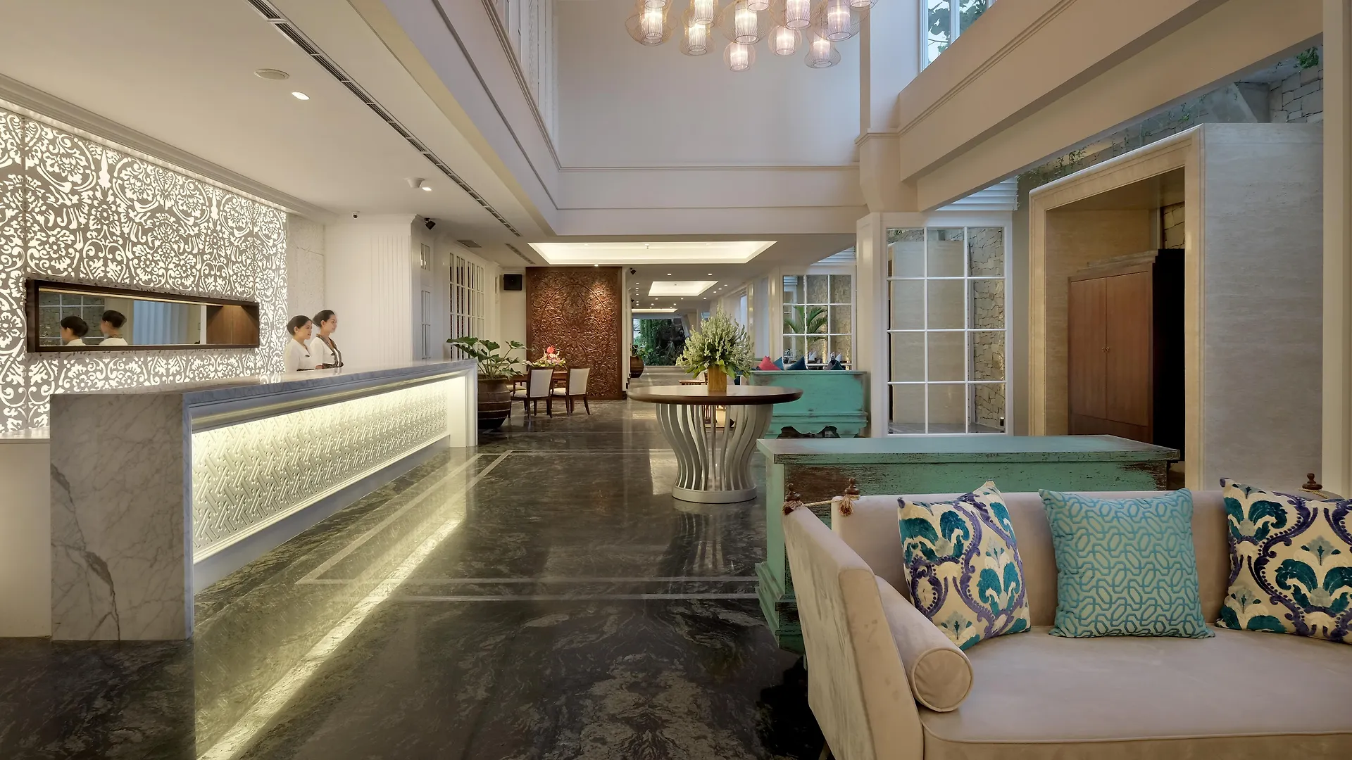 Jambuluwuk Oceano Seminyak Hotel  Seminyak (Bali)