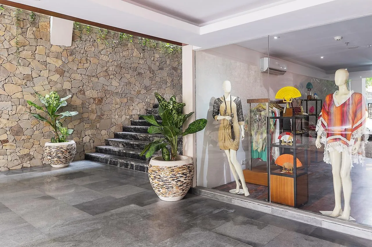 Jambuluwuk Oceano Seminyak Hotel