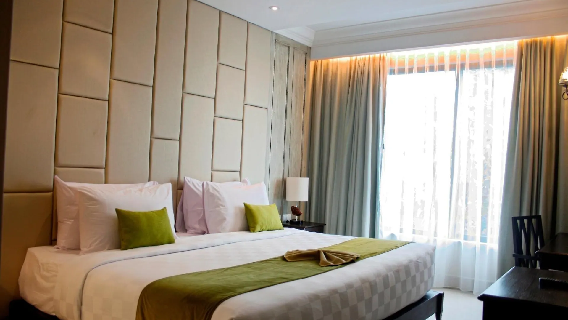 Jambuluwuk Oceano Seminyak Hotel Seminyak (Bali)